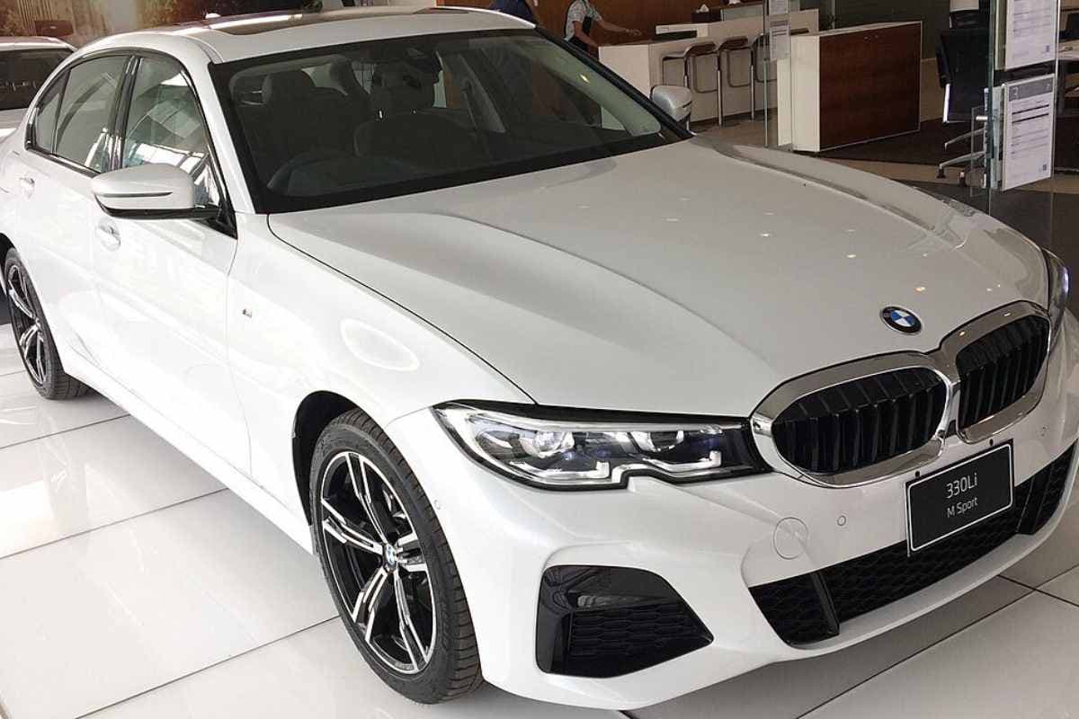 लोकपाल प्रशासनिक कार्यों हेतु सात BMW 330 Li कारों की खरीद हेतु टेंडर जारी, कुल लागत ५ करोड़ रुपये से अधिक