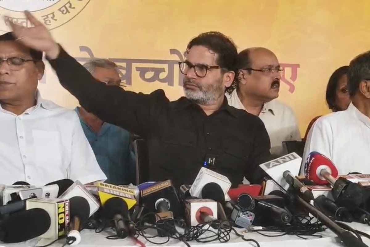 Bihar Assembly Elections: प्रशांत किशोर ने बीजेपी पर लगाया सूरत जैसी साजिश का गंभीर आरोप