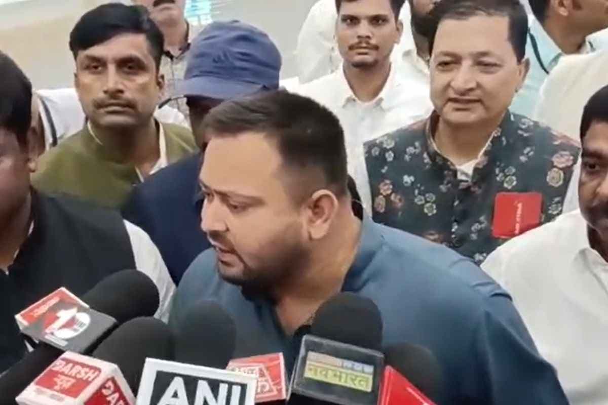 Bihar Election 2025: तेजस्वी यादव सीएम और मुकेश सहनी डिप्टी सीएम का चेहरा बने, पटना से बिगुल फूंका चुनावी जंग का