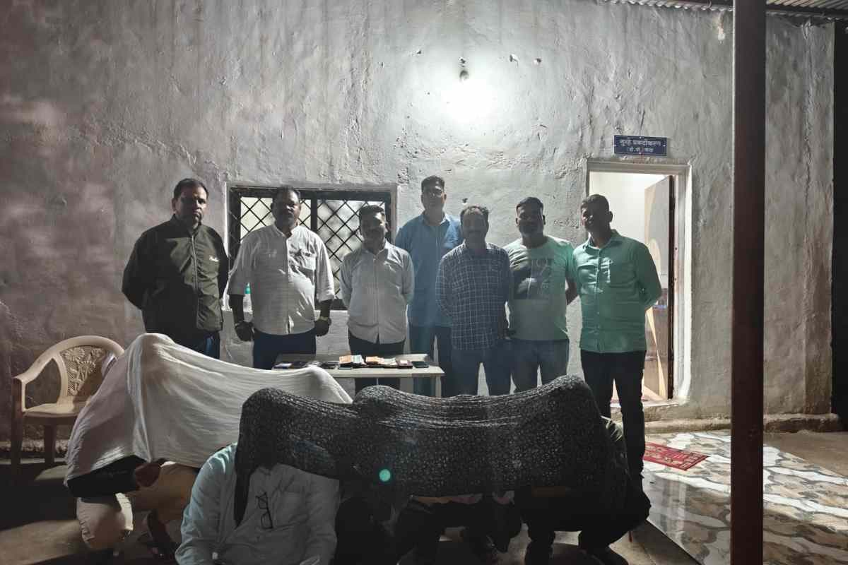 सिल्लेवाड़ा में पुलिस का जुआ अड्डे पर छापा, छह आरोपी रंगेहाथ गिरफ्तार – नकद व मोबाइल समेत ₹1.46 लाख का माल जब्त