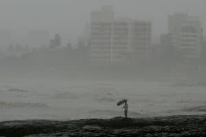 Mumbai Yellow Alert: IMD ने मुंबई और ठाणे के लिए येलो अलर्ट जारी किया, रविवार तक रुक-रुक कर बारिश की संभावना