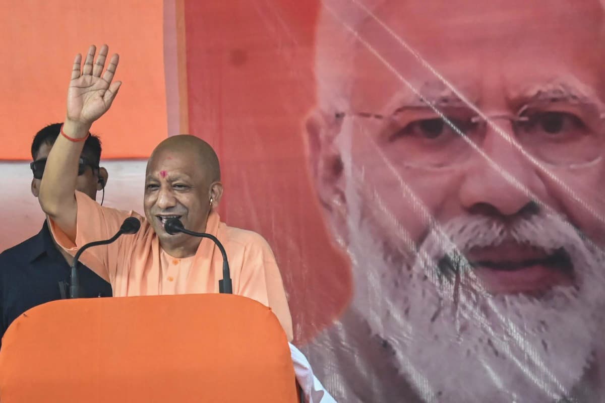 Yogi Adityanath: योगी आदित्यनाथ का कांग्रेस पर तीखा प्रहार, ‘नेहरू ने डॉ. राजेंद्र प्रसाद का अपमान किया था, बिहार की जनता ने कांग्रेस को नकार दिया’