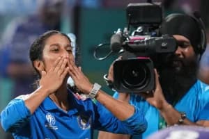 Abhishek Sharma on Indian Women Team 2025: भारतीय महिला टीम ने दिखाया दम, अभिषेक शर्मा बोले – “वर्ल्ड कप जीत की हकदार है यह टीम”