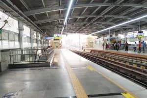 Kolkata Metro Yellow Line: कोलकाता मेट्रो ने बढ़ाई ट्रेनों की आवृत्ति, अब यात्रियों को देर रात तक मिलेगी सुविधा