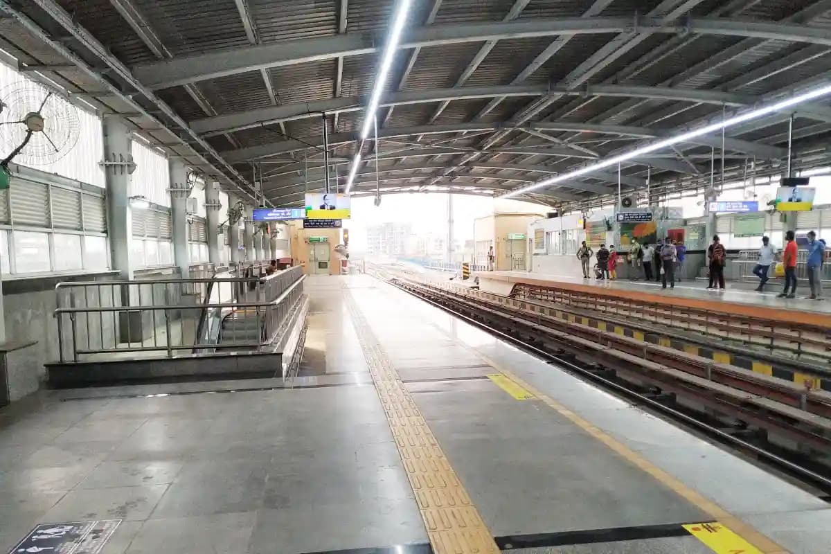 Kolkata Metro: कोलकाता मेट्रो की येलो लाइन पर बढ़ेगी ट्रेनों की आवृत्ति, अब रात तक सफर होगा और भी आसान