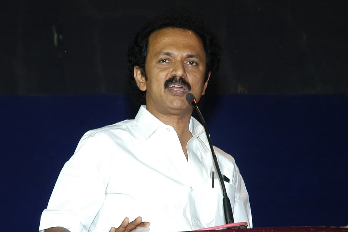 Tamil Nadu News: तमिलनाडु में मतदाता सूची की विशेष गहन पुनरीक्षण प्रक्रिया पर डीएमके की सुप्रीम कोर्ट में याचिका