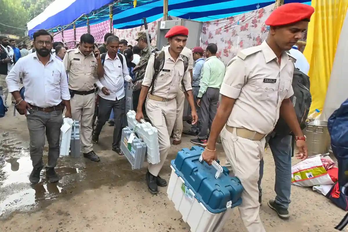 Bihar Elections Phase 1: बिहार विधानसभा चुनाव के पहले चरण में 3.75 करोड़ मतदाता करेंगे 1,314 प्रत्याशियों की किस्मत का फैसला