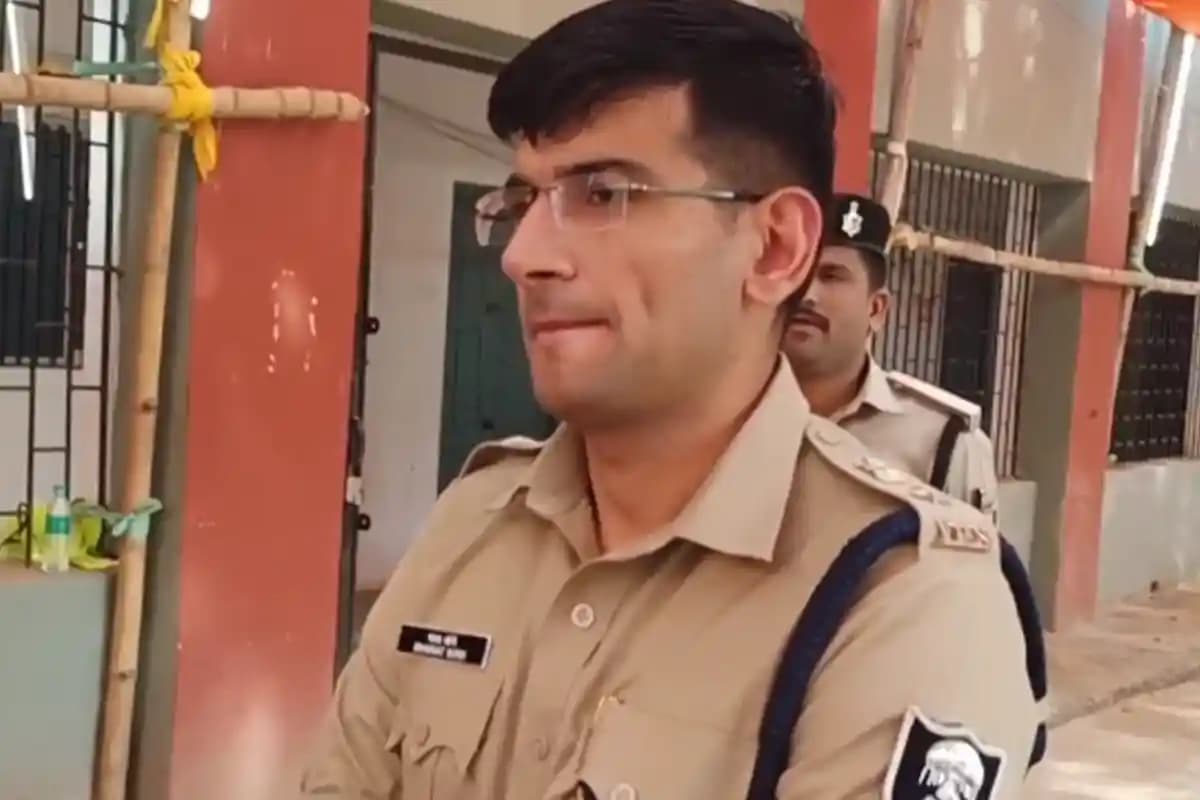 Braj Ghar Security: ब्रज गृह की सुरक्षा व्यवस्था की जिलाधिकारी और पुलिस अधीक्षक ने की समीक्षा