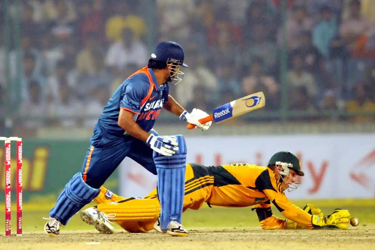 IPL 2026 से पहले चेन्नई सुपर किंग्स की संभावित रिटेंशन लिस्ट, धोनी के उत्तराधिकारी की तलाश में नई रणनीति