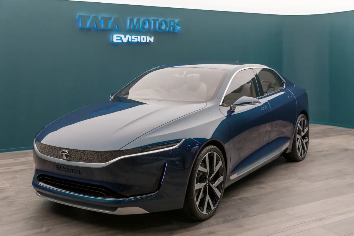 Tata Motors: टाटा मोटर्स पैसेंजर व्हीकल्स लिमिटेड 14 नवम्बर को जारी करेगी दूसरी तिमाही के वित्तीय नतीजे, रिकॉर्ड बिक्री से निवेशकों की उम्मीदें बढ़ीं