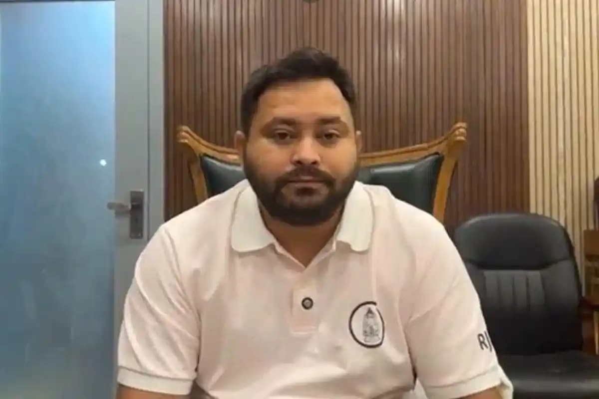 IRCTC घोटाला केस: तेजस्वी यादव की चुनौती पर दिल्ली हाईकोर्ट सख्त, CBI से जवाब तलब