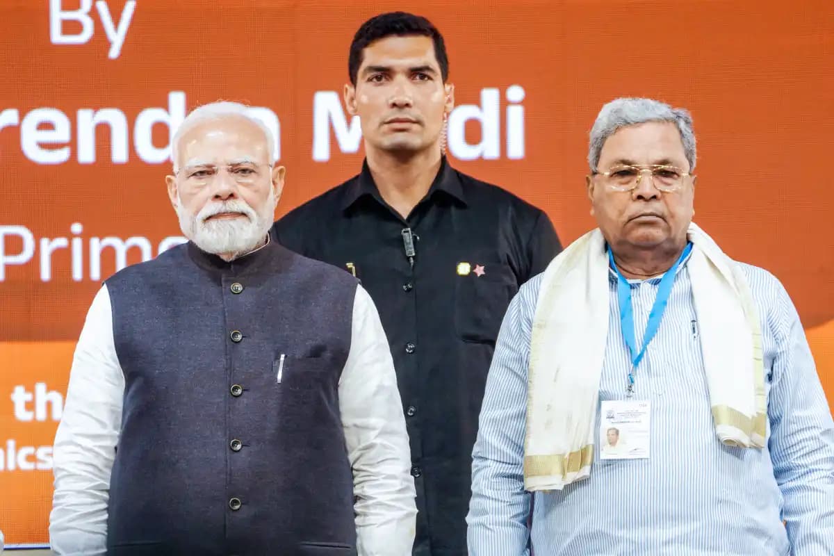 कर्नाटक के मुख्यमंत्री सिद्धारमैया ने प्रधानमंत्री को सौंपा पंचसूत्रीय ज्ञापन; रायचूर में एम्स स्थापना, बाढ़ राहत और परियोजना अनुमोदन की माँग तेज