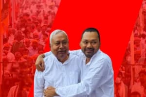 Bihar Election 2025: नीतीश कुमार की जीत पर बेटे निशांत का भावुक पल, पिता को गले लगाकर दी बधाई