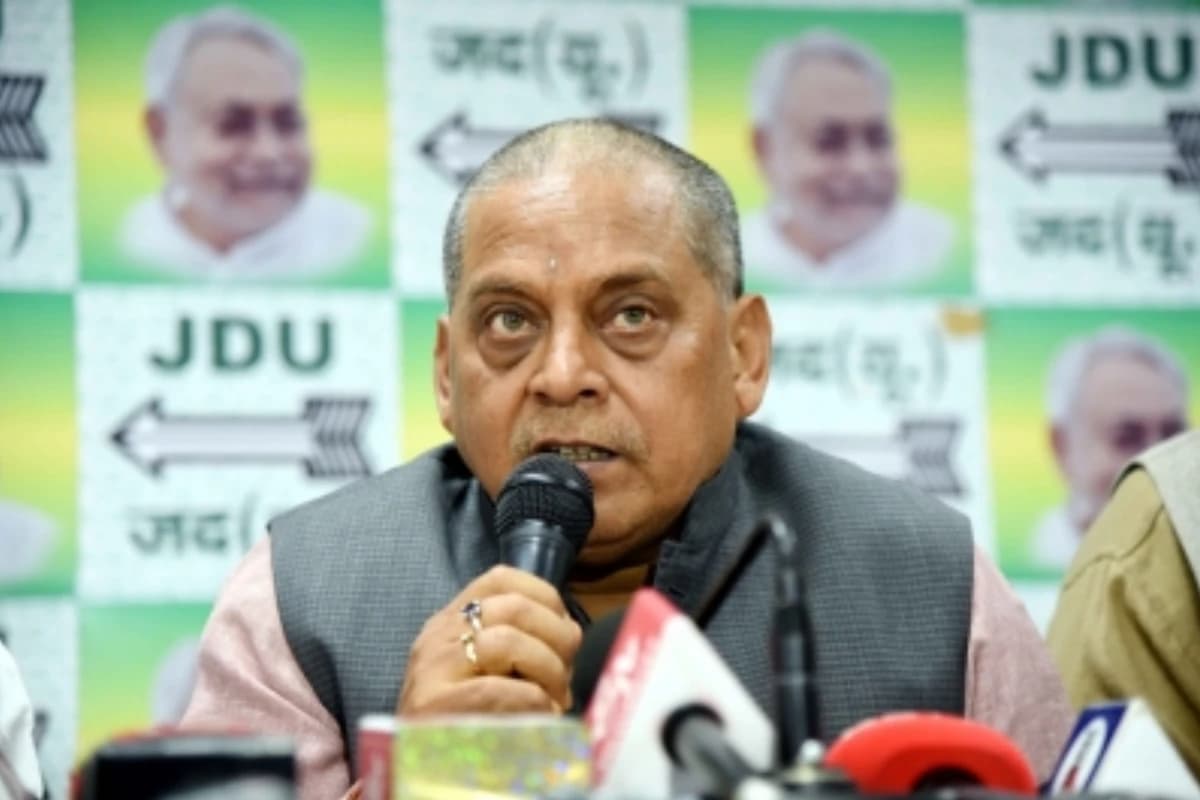 राजनैतिक संकेतों पर घमासान: बिहार चुनाव परिणामों को लेकर रॉबर्ट वाड्रा और जेडीयू में तीखी नोकझोंक