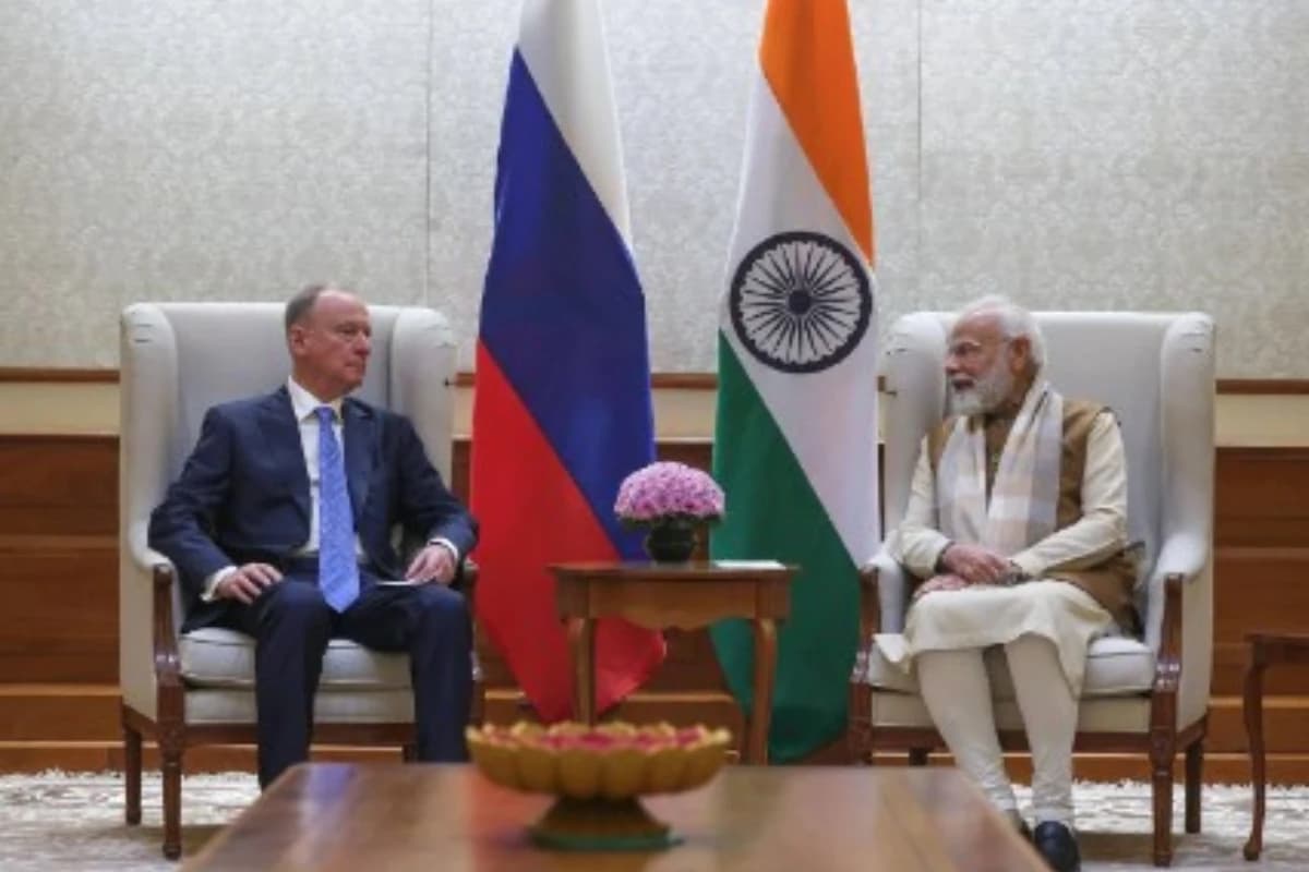 भारत-रूस शिखर सम्मेलन से पूर्व पुतिन के शीर्ष सहयोगी की प्रधानमंत्री से भेंट, सामरिक समुद्री सहयोग पर व्यापक विमर्श