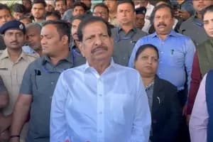 Ganesh Naik Meets Cheetah Attack Victims: वन मंत्री अस्पताल पहुंचे, पीड़ितों का हाल-चाल जाना