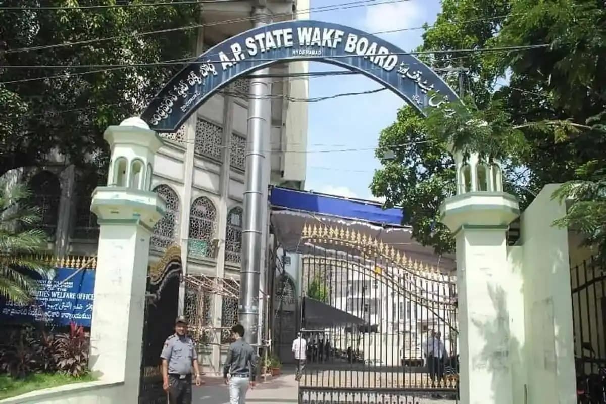 पश्चिम बंगाल में 82 हजार वक्फ संपत्तियों में से केवल 24 हजार ही हुईं दर्ज, 24 जून तक बढ़ी समयसीमा