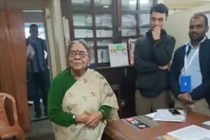 West Bengal SIR: रासबिहारी विधानसभा क्षेत्र में मतदाता सुनवाई में लोगों की प्रतिक्रिया