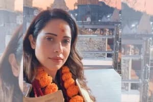 Nusrat Bharucha Mahakal Darshan