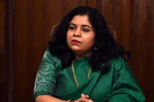 Vijaylaxmi Bidari Promoted Principal Secretary: विभागीय आयुक्त को मिली बड़ी पदोन्नति