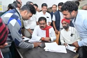 UP SIR Voters Draft: उत्तर प्रदेश में मतदाता सूची से 2.88 करोड़ नाम हटे, ड्राफ्ट जारी