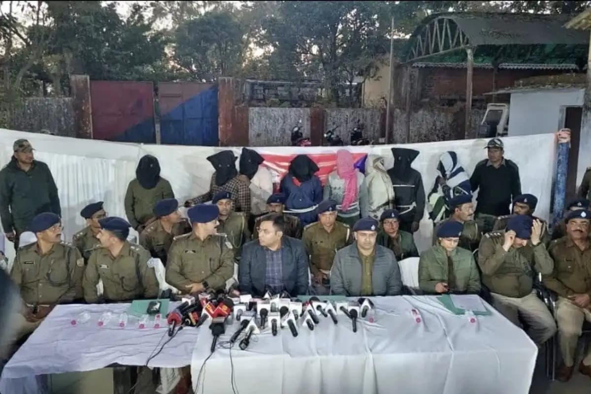 झारखंड में ‘गुलगुलिया गैंग’ का पर्दाफाश: चंगुल से छुड़ाए गए 12 बच्चे, 16 तस्कर गिरफ्तार