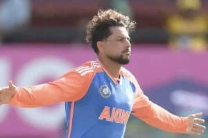 India vs New Zealand T20I: कुलदीप यादव ने ग्लेन फिलिप्स को तीसरी बार आउट करके दिखाया कमाल
