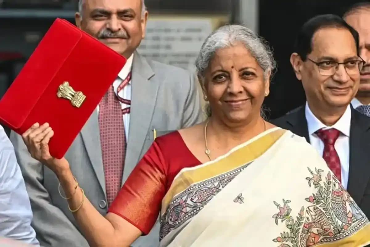 वित्त मंत्री निर्मला सीतारमण का बजट दिवस का पूरा शेड्यूल: रिकॉर्ड नौवां बजट पेश करने की तैयारी