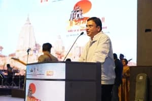 Ramtek Festival 2026: सुदेश भोसले और साधना सरगम ने बिखेरा जादू, हर घर का उत्सव बनाने का संकल्प