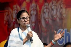 West Bengal Voter List Controversy: पश्चिम बंगाल में मतदाता सूची पर टीएमसी और चुनाव आयोग में तनाव