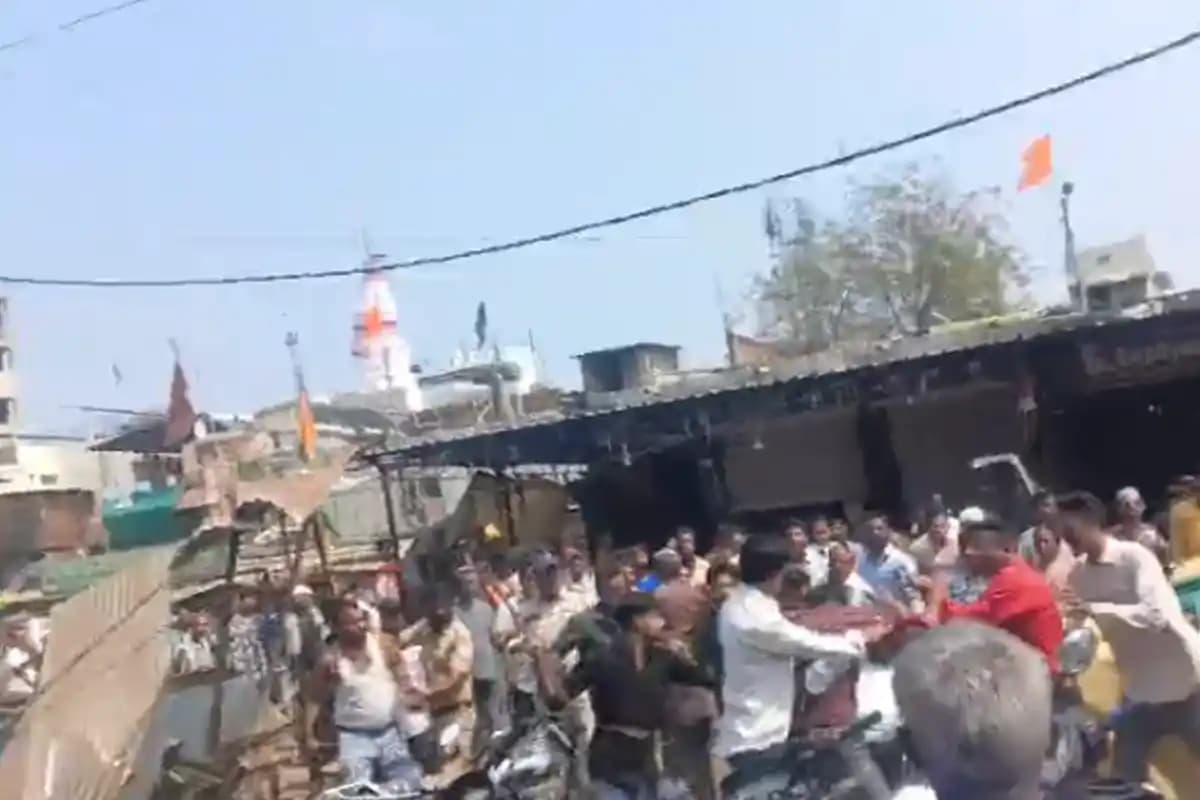 Nagpur Crime: अतिक्रमण हटाने के दौरान दो गुटों में मारपीट, पांच घायल