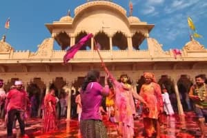 Gotmar Holi festival celebration in Bori Gadaji Maregaon Maharashtra: बोरी गदाजी में अनोखी गोटमार होली का आयोजन