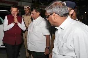 Devendra Fadnavis Nagpur Hospital Visit: राऊळगाव विस्फोट के घायलों से मिले CM, अस्पताल में ली जानकारी