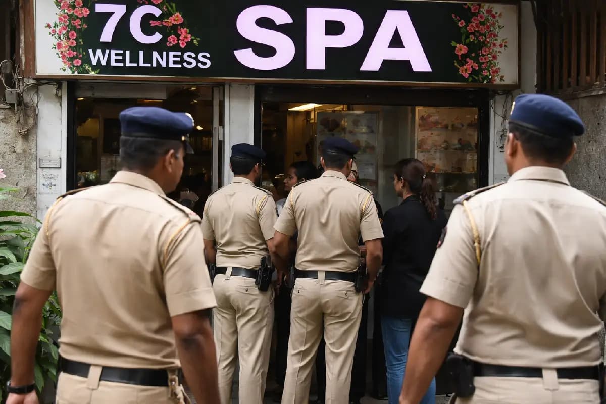 नागपुर, स्पा सेंटर की आड़ में देह व्यापार, पुलिस ने मारा छापा – एक आरोपी गिरफ्तार, दो महिलाएं मुक्त