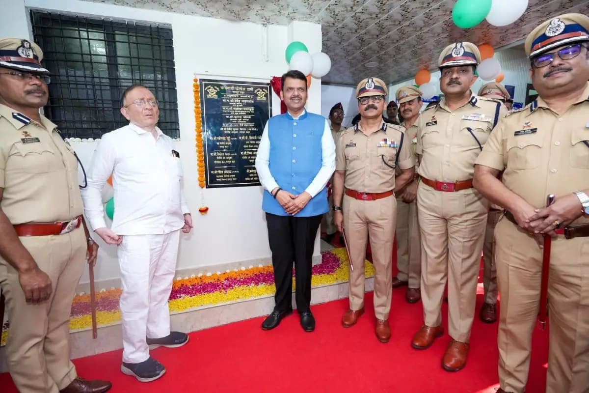 Nagpur News: मुख्यमंत्री देवेंद्र फडणवीस ने किया भांडेवाड़ी पुलिस स्टेशन का उद्घाटन, आधुनिक सुविधाओं से है लैस
