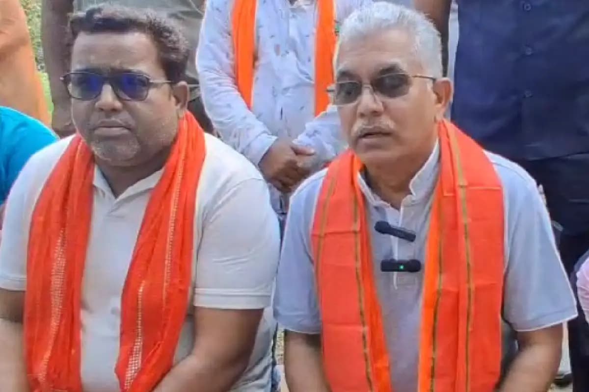 West Bengal News: बहरामपुर से अधीर, मालतीपुर से मौसम – कांग्रेस ने 284 सीटों पर उम्मीदवार घोषित किए; पुलिस तबादले और चुनावी तैयारियां तेज