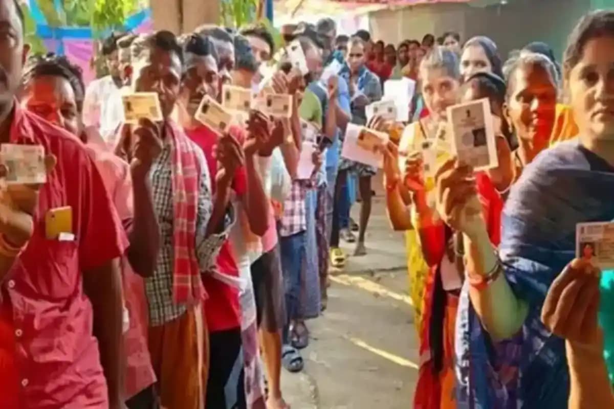नागपुर में मतदाता सत्यापन 30% से बढ़कर 45% हुआ: जिलाधिकारी कुमार आशीर्वाद के नेतृत्व में अभियान को मिली रफ्तार