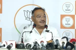 Shamik Bhattacharya BJP press conference post poll violence Bengal 2026: BJP के शमीक भट्टाचार्य का आरोप: "TMC ने मतदान के बाद कार्यकर्ताओं को पीटा, महिलाओं पर अत्याचार