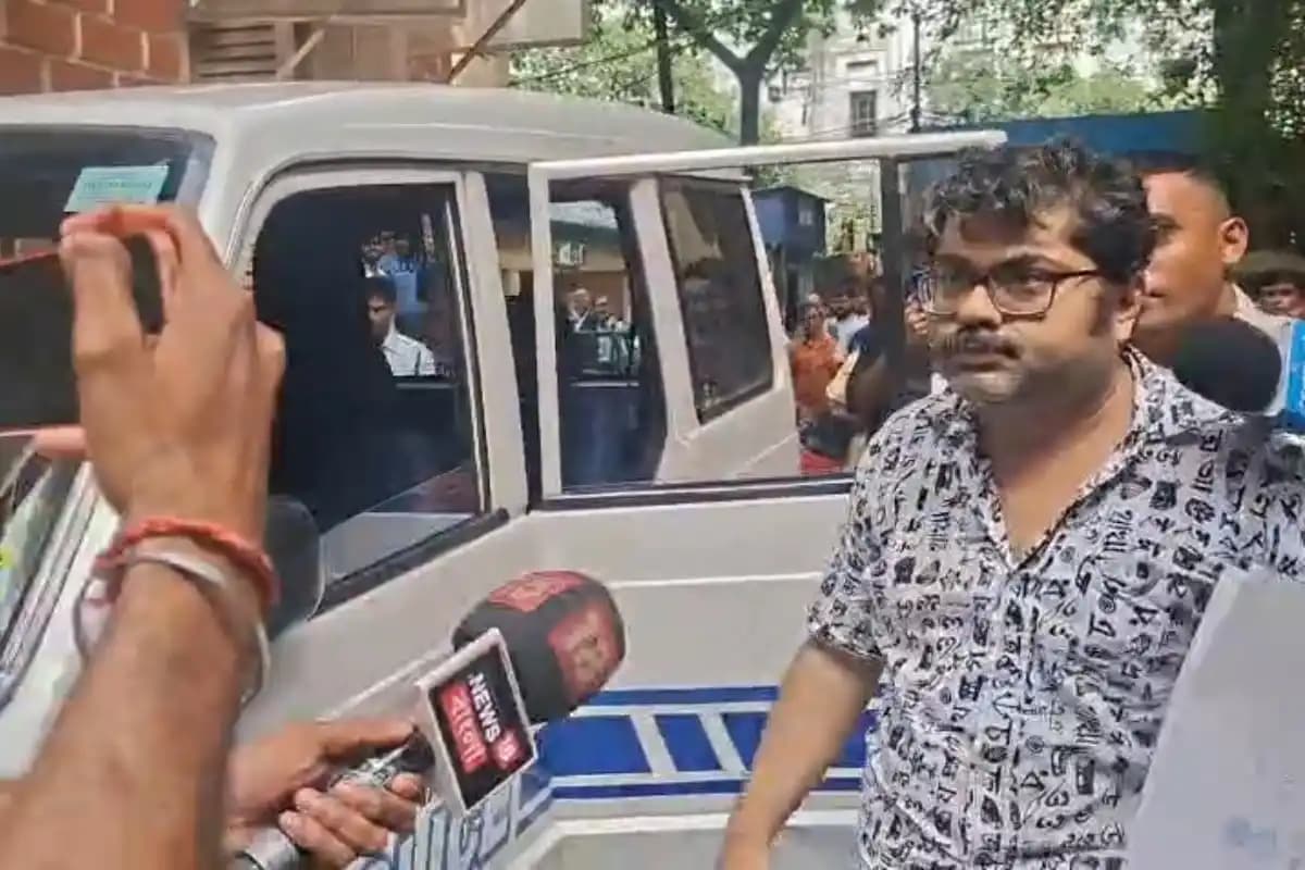 Kolkata News: कोर्ट पहुंचकर बोले बंगालियों की आवाज दबाई जा रही है