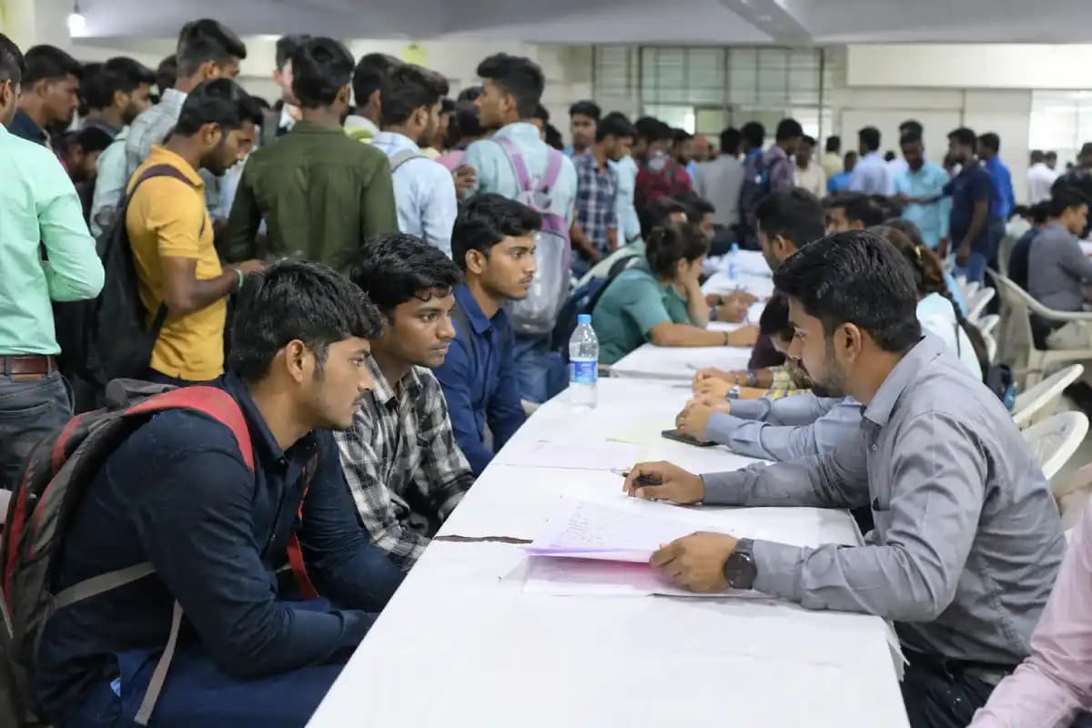 Nagpur News: युवाओं को नौकरी देने के लिए 15 मई को लगेगा विशेष रोजगार मेला