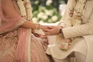 Revati Sule Sarang Lakhani wedding Nagpur reception postponed: प्रधानमंत्री की सादगी की अपील के बाद नागपुर का स्वागत समारोह फिलहाल टला