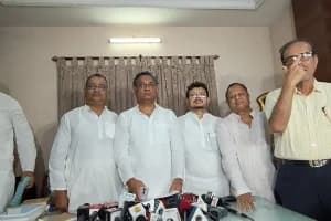 Priyanka Tibrewal TMC Sandipan Saha house attack Entally Kolkata: संदीपन साहा के घर के बाहर हुए हंगामे पर तृणमूल ने उठाए सवाल, कार्रवाई की मांग
