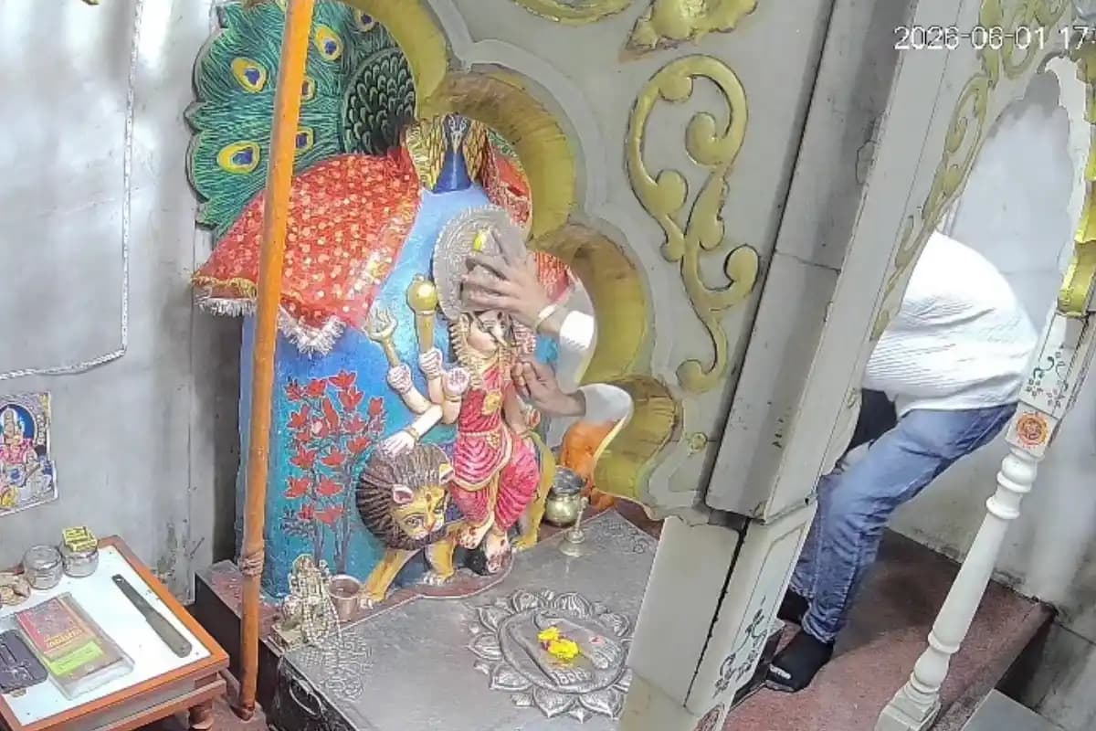 Nagpur News: माता के दर्शन के बाद सोने का हार चोरी करने वाले दो आरोपी गिरफ्तार
