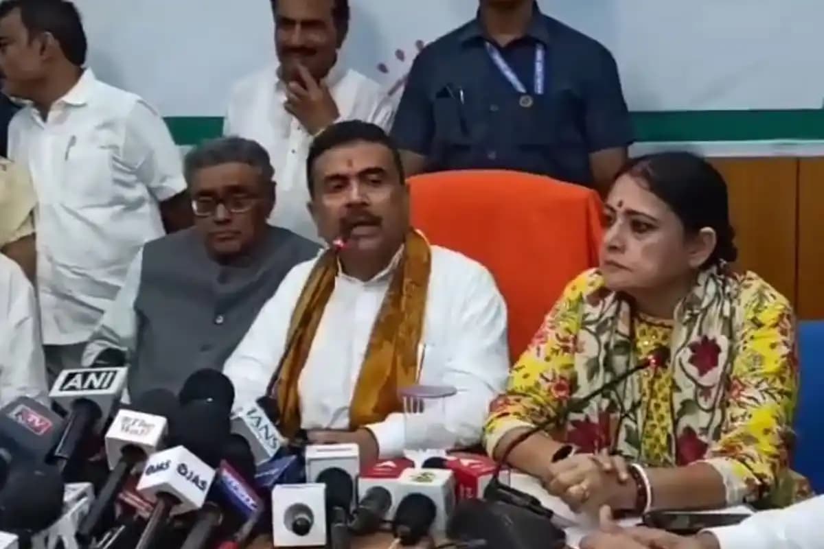 Kolkata News: प्रधानमंत्री के स्वागत के लिए कोलकाता में शुरू हुआ शहरव्यापी सफाई अभियान
