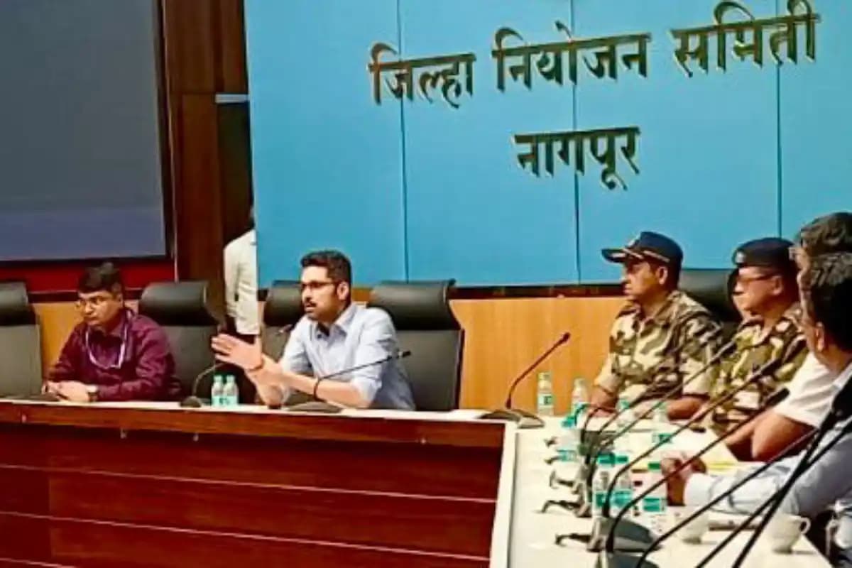 नागपुर में नीट परीक्षा की तैयारियों की समीक्षा, विद्यार्थियों की सुविधा और सुरक्षा पर विशेष ध्यान
