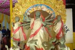 SB Park Thakurpukur Durga Puja 56th Year: ठाकुरपुकुर के एसबी पार्क में खंभा पूजा के साथ 56वें वर्ष की दुर्गा पूजा की हुई शुरुआत