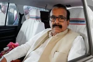 जॉर्ज कुरियन ने केंद्रीय मंत्री पद से दिया इस्तीफा, राष्ट्रपति ने किया स्वीकार