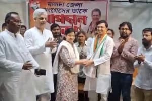 Prasenjit Das rejoins Congress Malda: मालदा में तृणमूल छोड़ फिर कांग्रेस में लौटे प्रसेंजीत दास, जिले की राजनीति में नई चर्चा