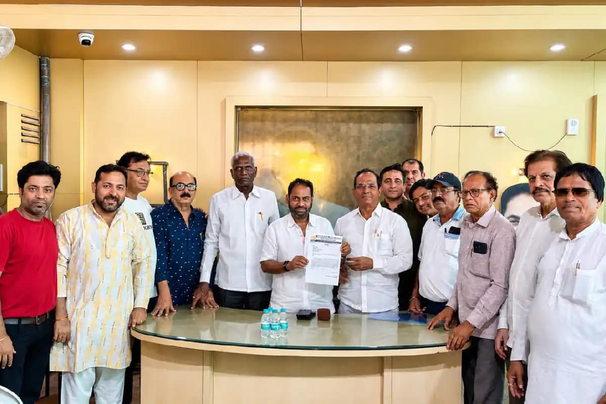 Nagpur News: महापुरुषों के नाम पर सामाजिक सभागृह बनाने का भरोसा, उत्तर नागपुर के लोगों की मांग पर दिया आश्वासन