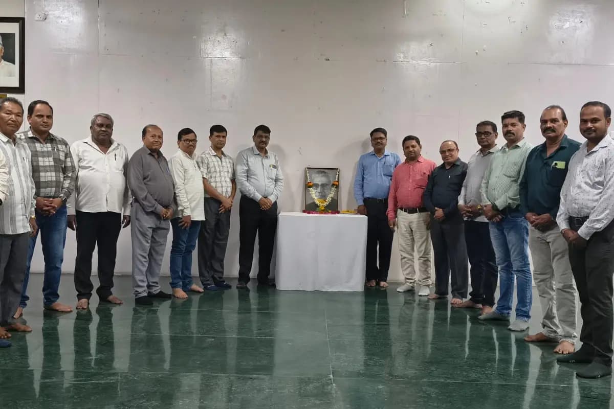 नागपुर विश्वविद्यालय में कृषि दिवस के रूप में मनाई गई पूर्व सीएम वसंतराव नाईक की जयंती